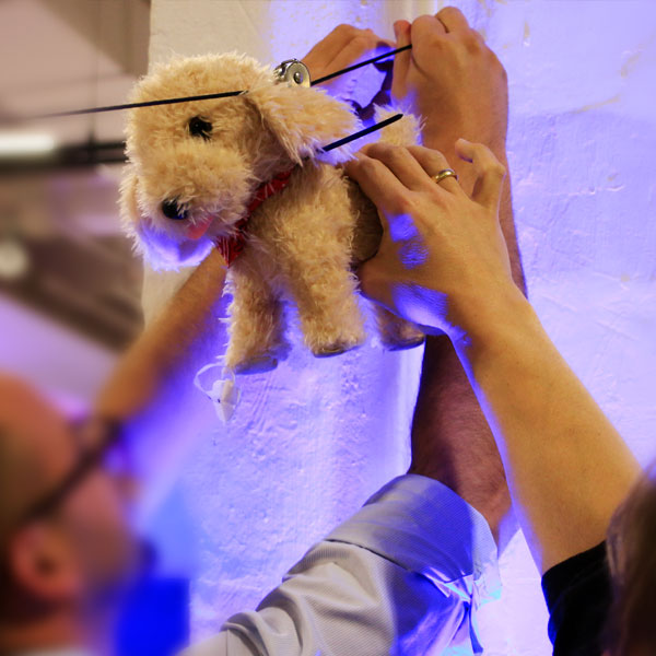 Kettenreaktions-Station auf einem Teamevent Impulsreaktion.