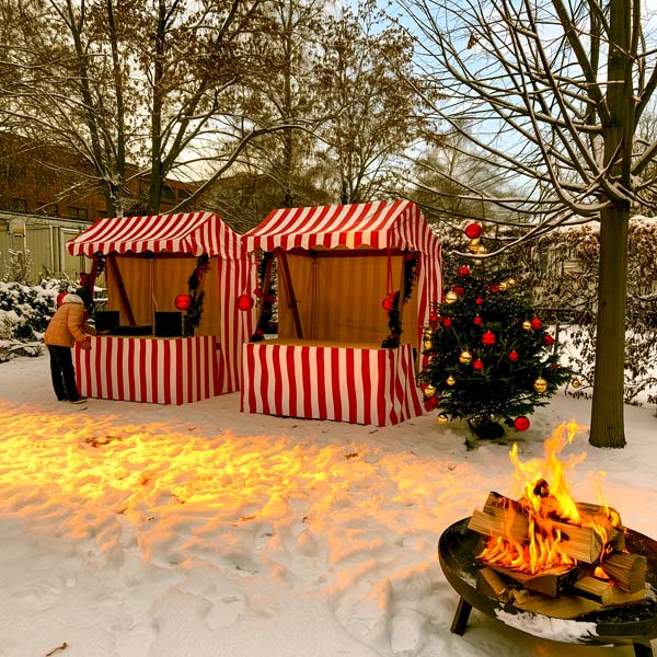 Hussenmarktstand für mobilen Weihnachtsmarkt.