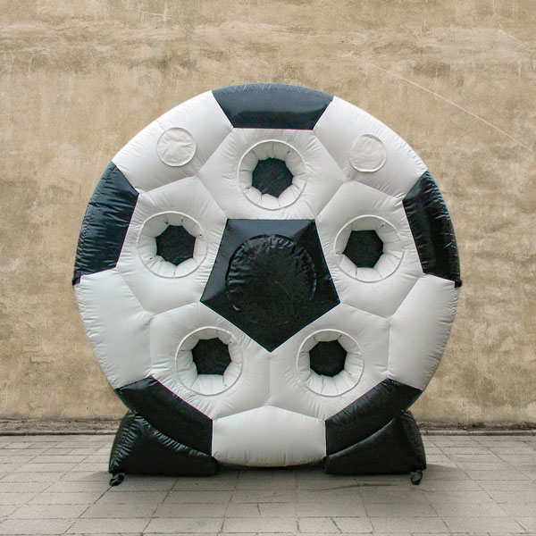 Runde aufblasbare Torwand für Fußball-Events.